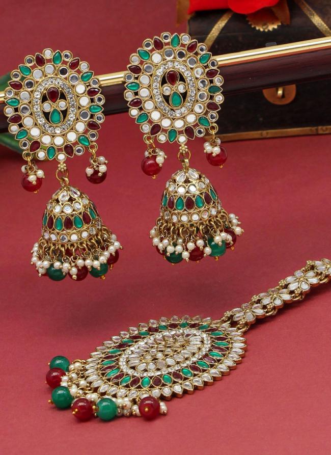   Wedding Wear  Maroon Green Color Mirror Kundan Earrings With Maang Tikka