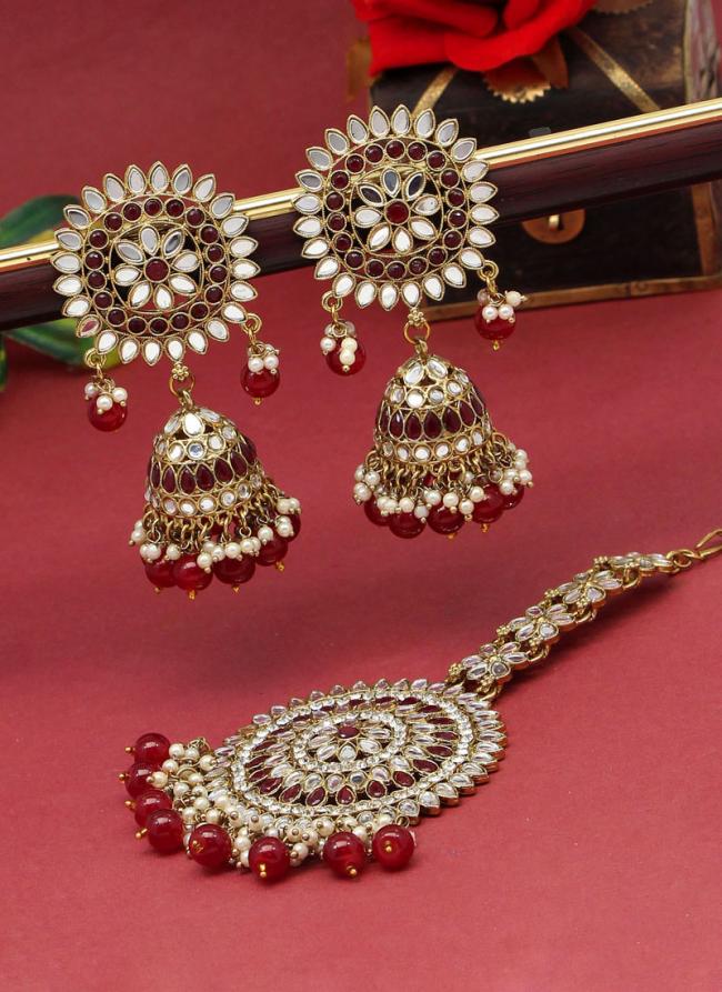   Bridal Wear  Maroon Color Mirror Kundan Earrings With Maang Tikka