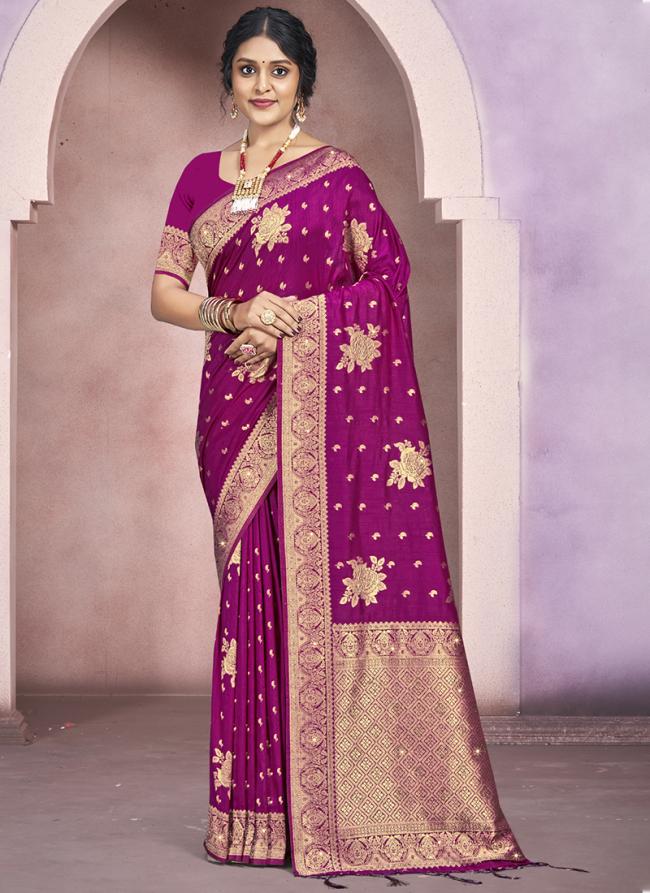 Silk Magenta Traditional Wear Weaving Saree